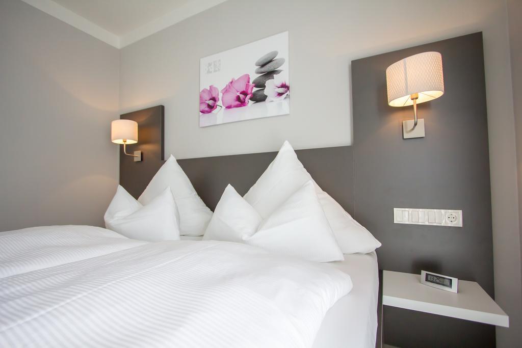 Aparthotel "Am Fliess" Хойерсверда Номер фото